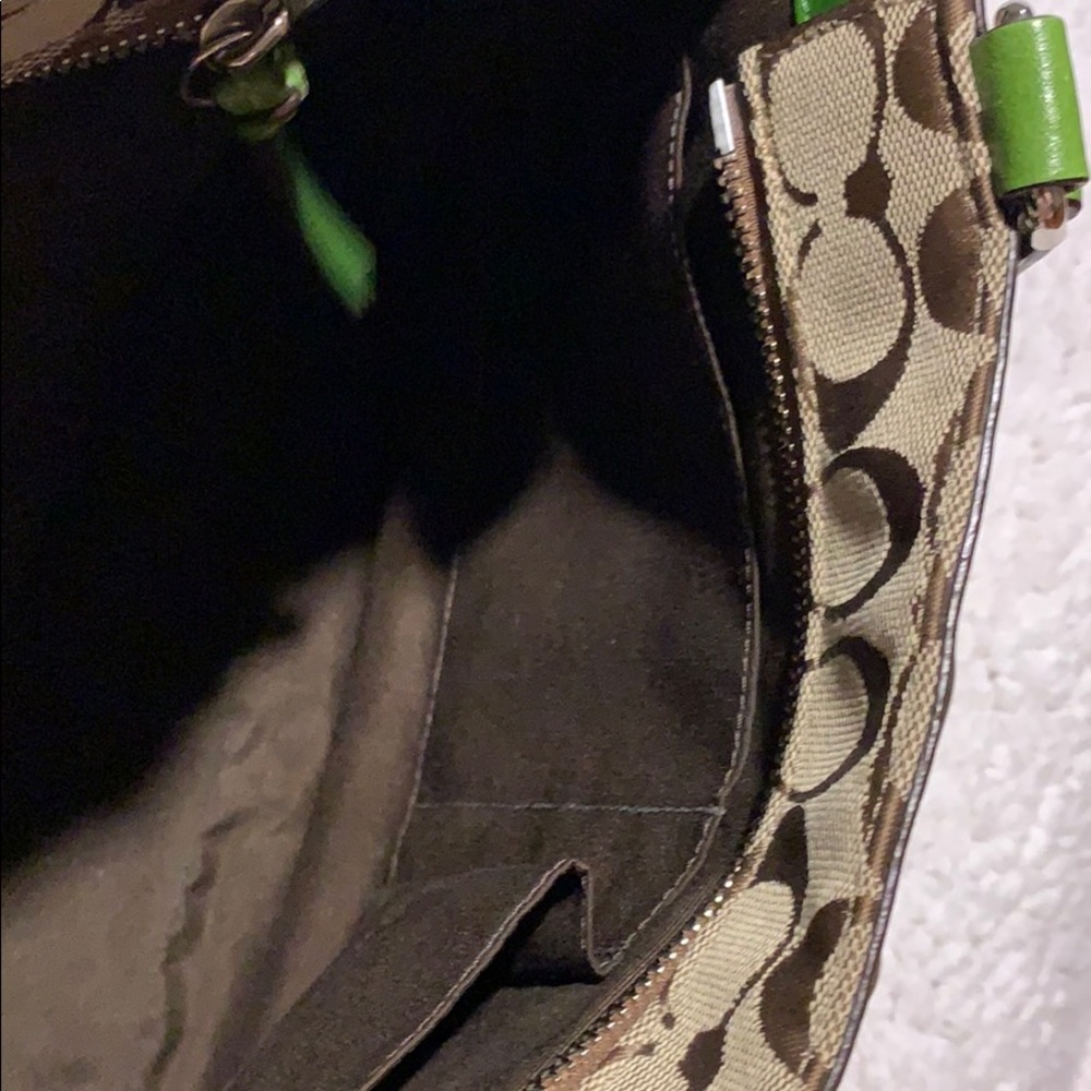 Handbag - Picture 6 of 6